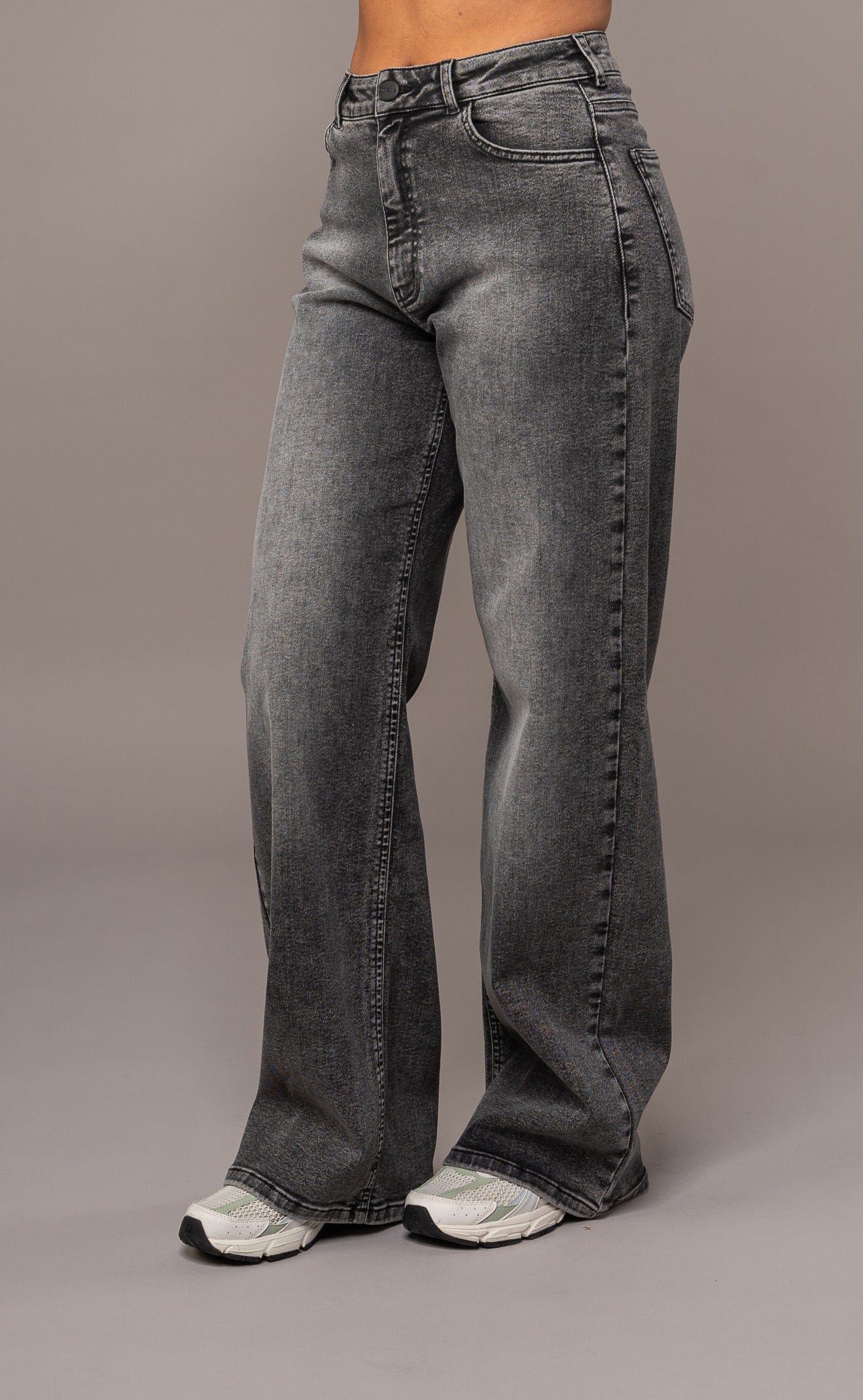 Womens Baggy Fitjeans - Heavy Washed Black - Image 3