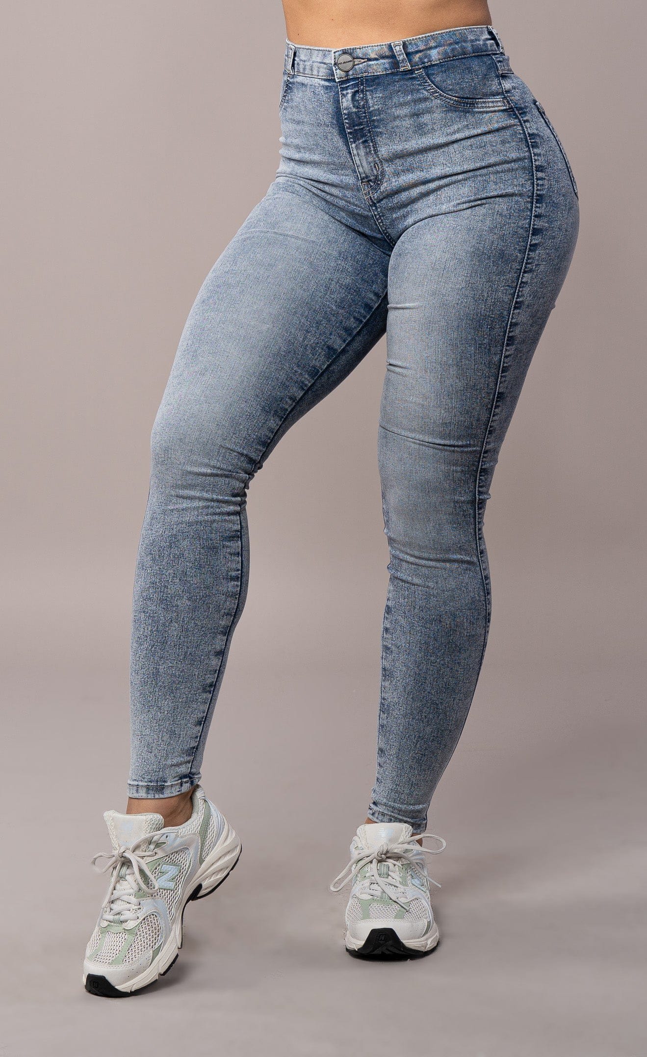 Womens Contour Fitjeans - Acid Wash - Image 3