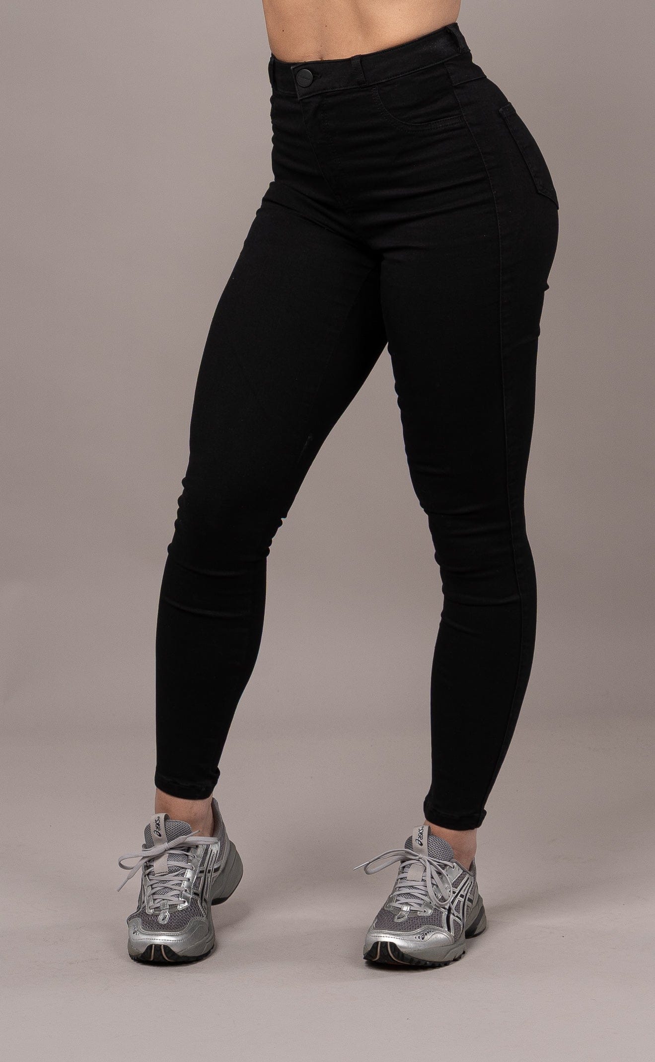 Womens Contour Fitjeans - Black - Image 3